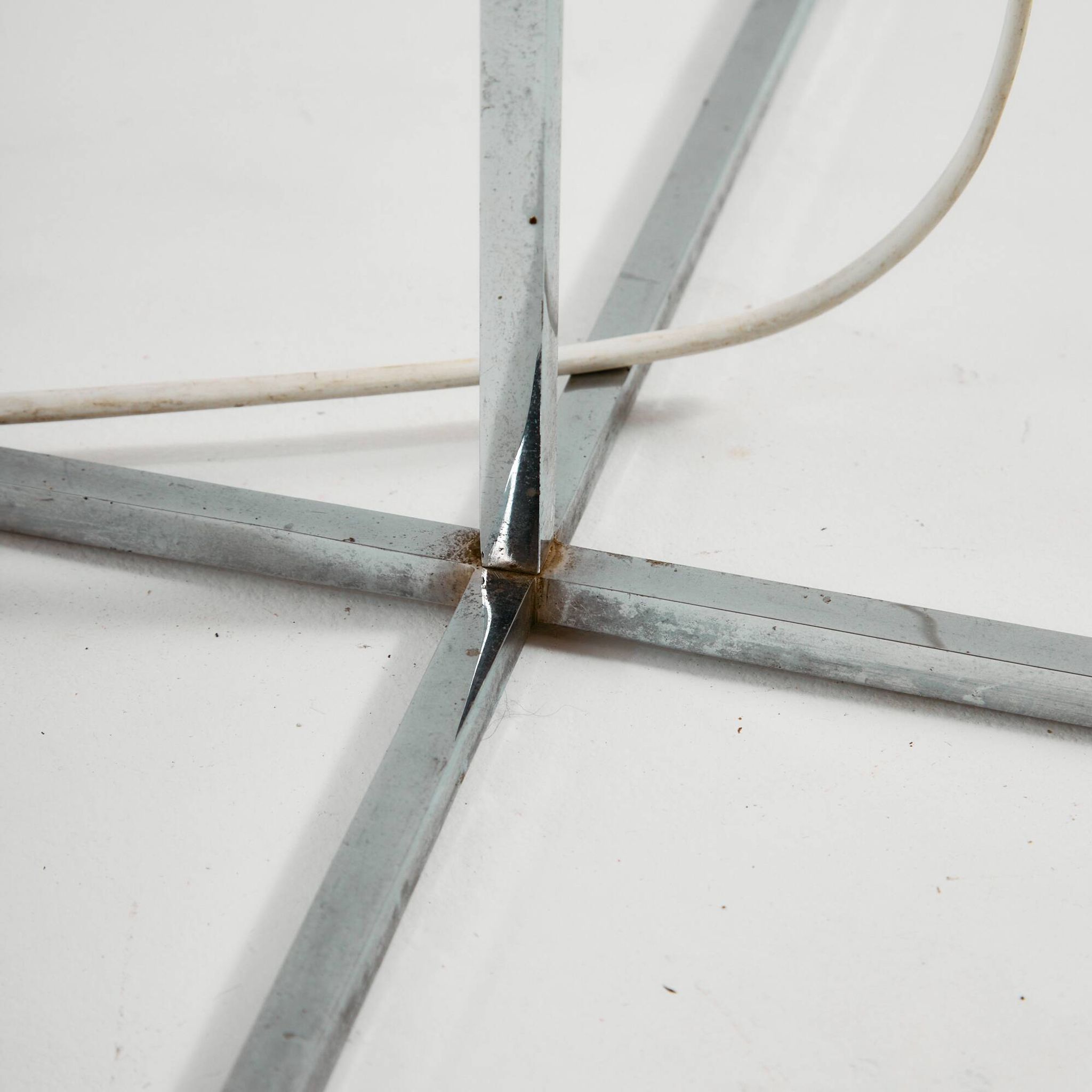 Lampadaire chromé