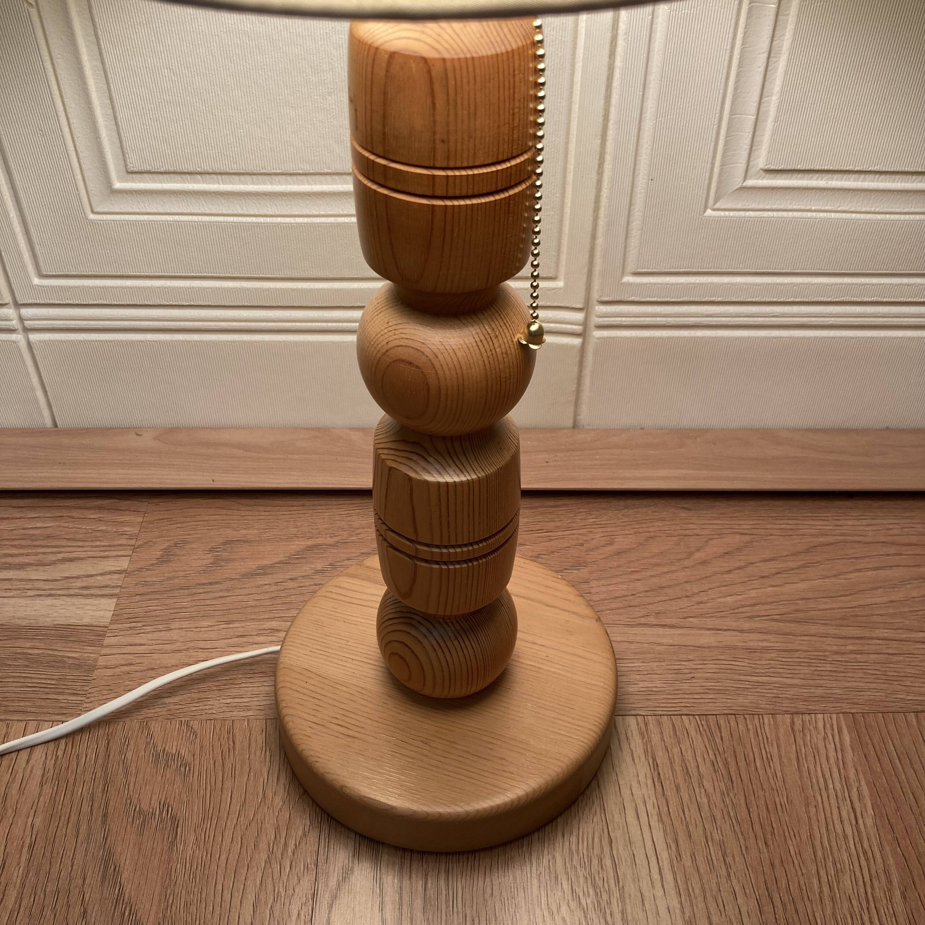 Lampe bois massif 1960 "design scandinave".