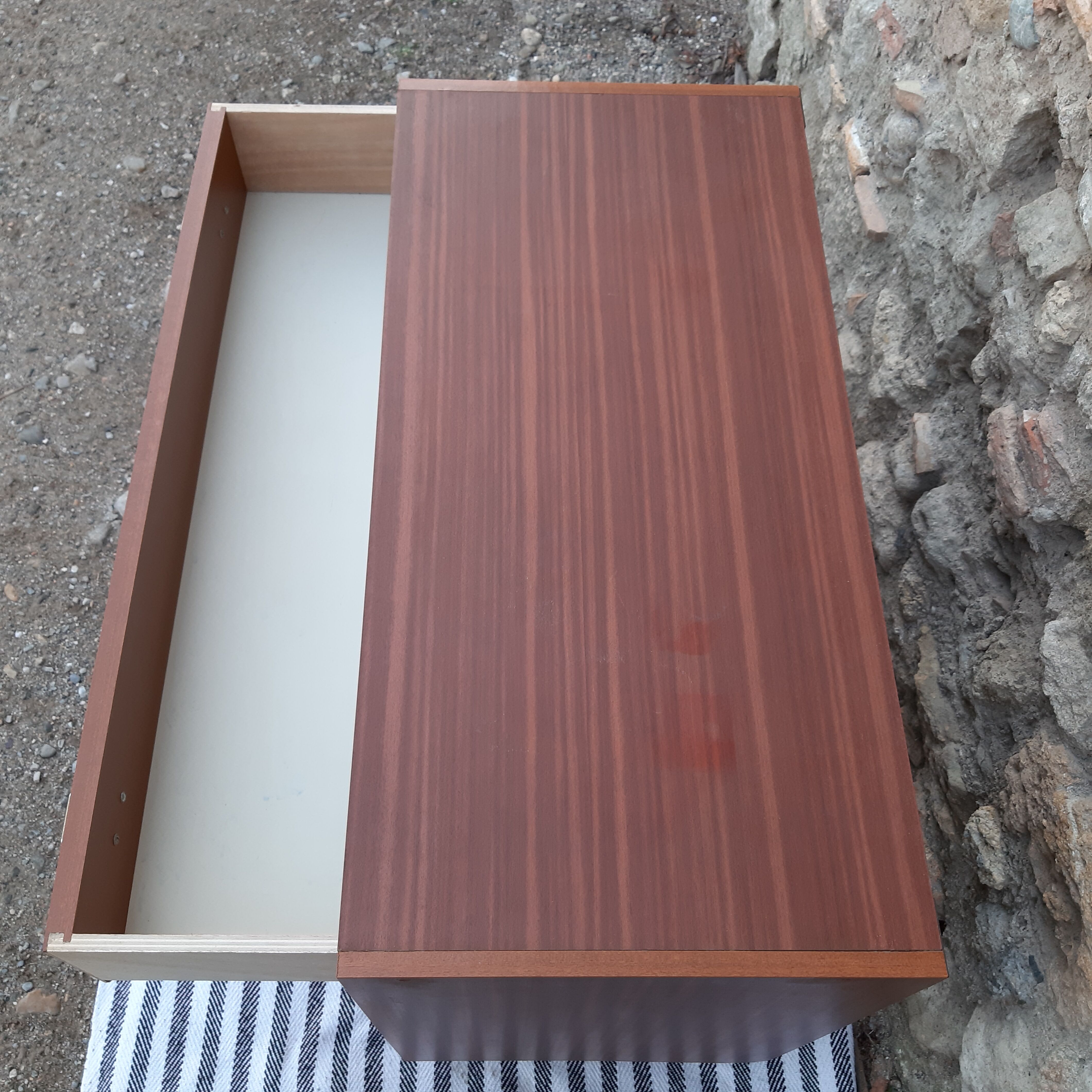 Scandinavian chest of drawers in formica year 50