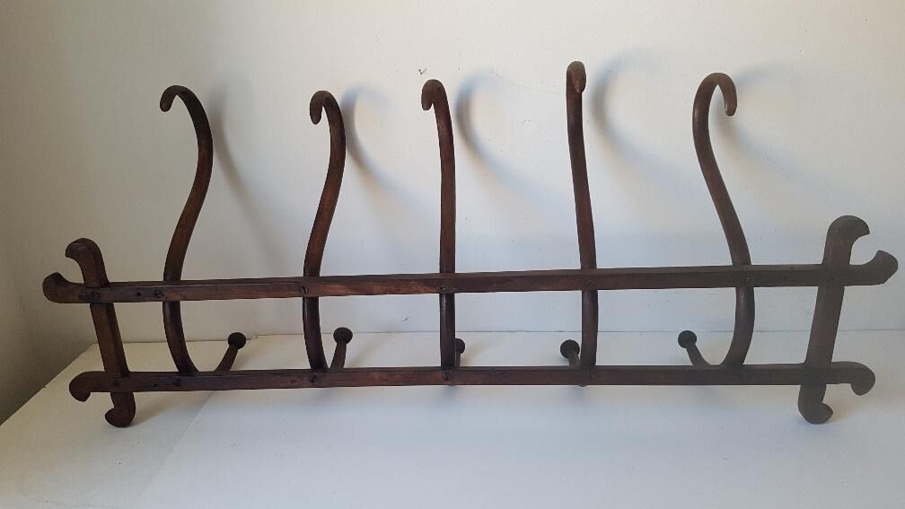 Thonet wall coat carrier