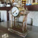 Pendule style Louis XVI