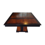 Table en bois exotique