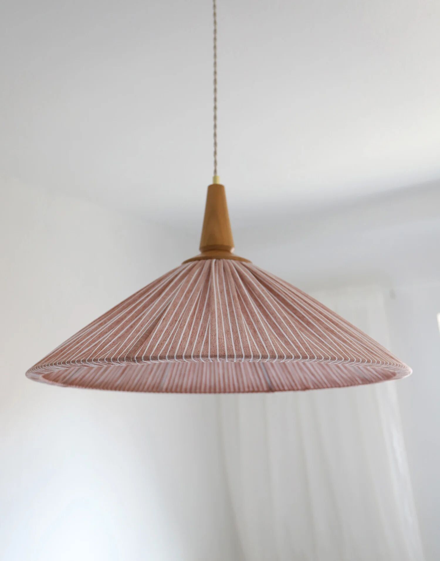 Suspension ELEONORE — 60 cm, lin et coton rayé terra