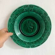 Barbotine dish for wall decoration