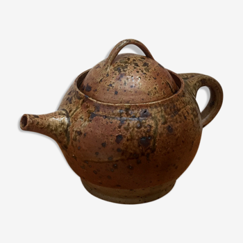 Pyrity sandstone teapot