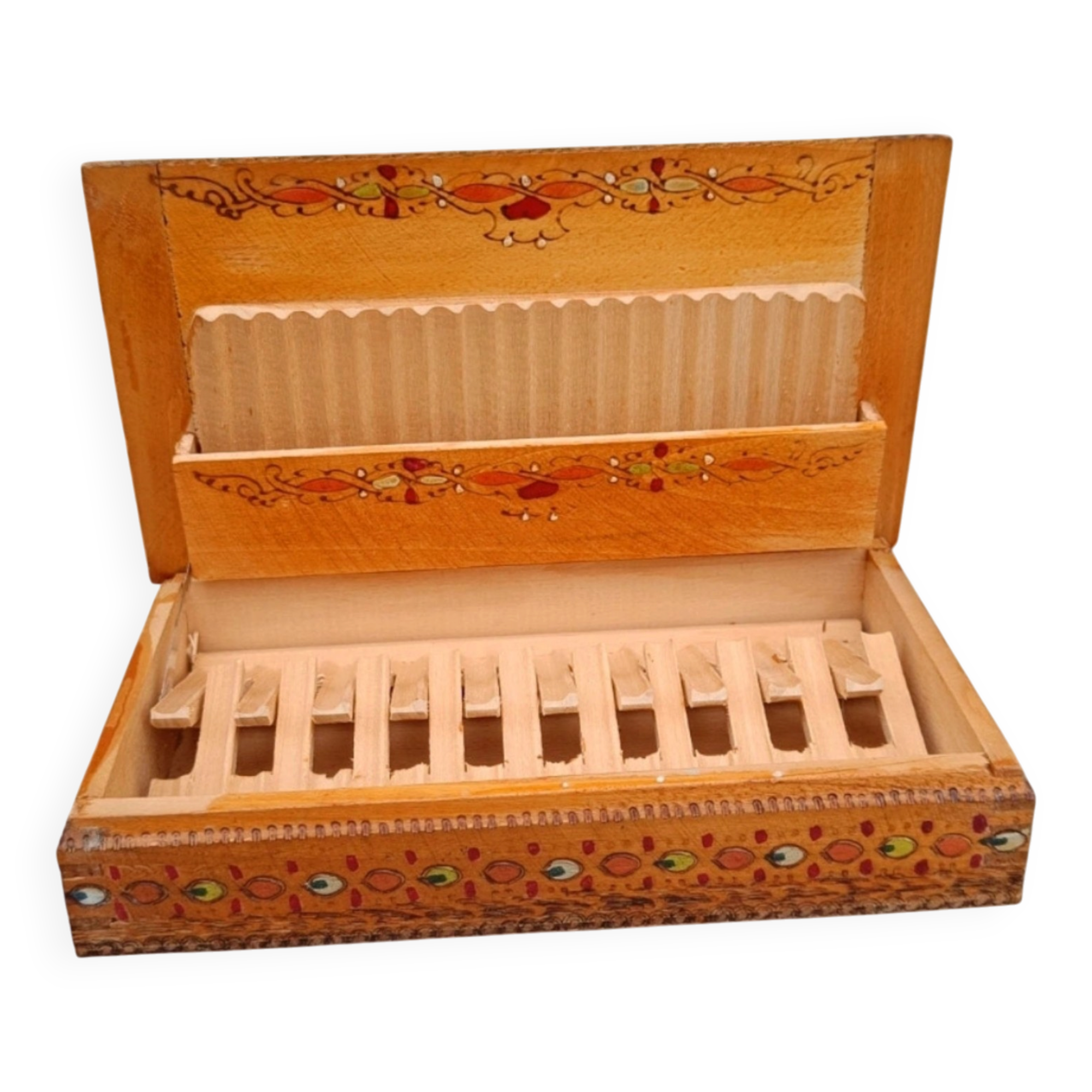 Bulgarian wooden cigarette box, pyrographed and hand-painted.