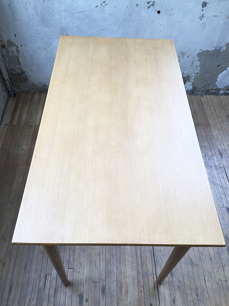 Habs Scandinavian desk