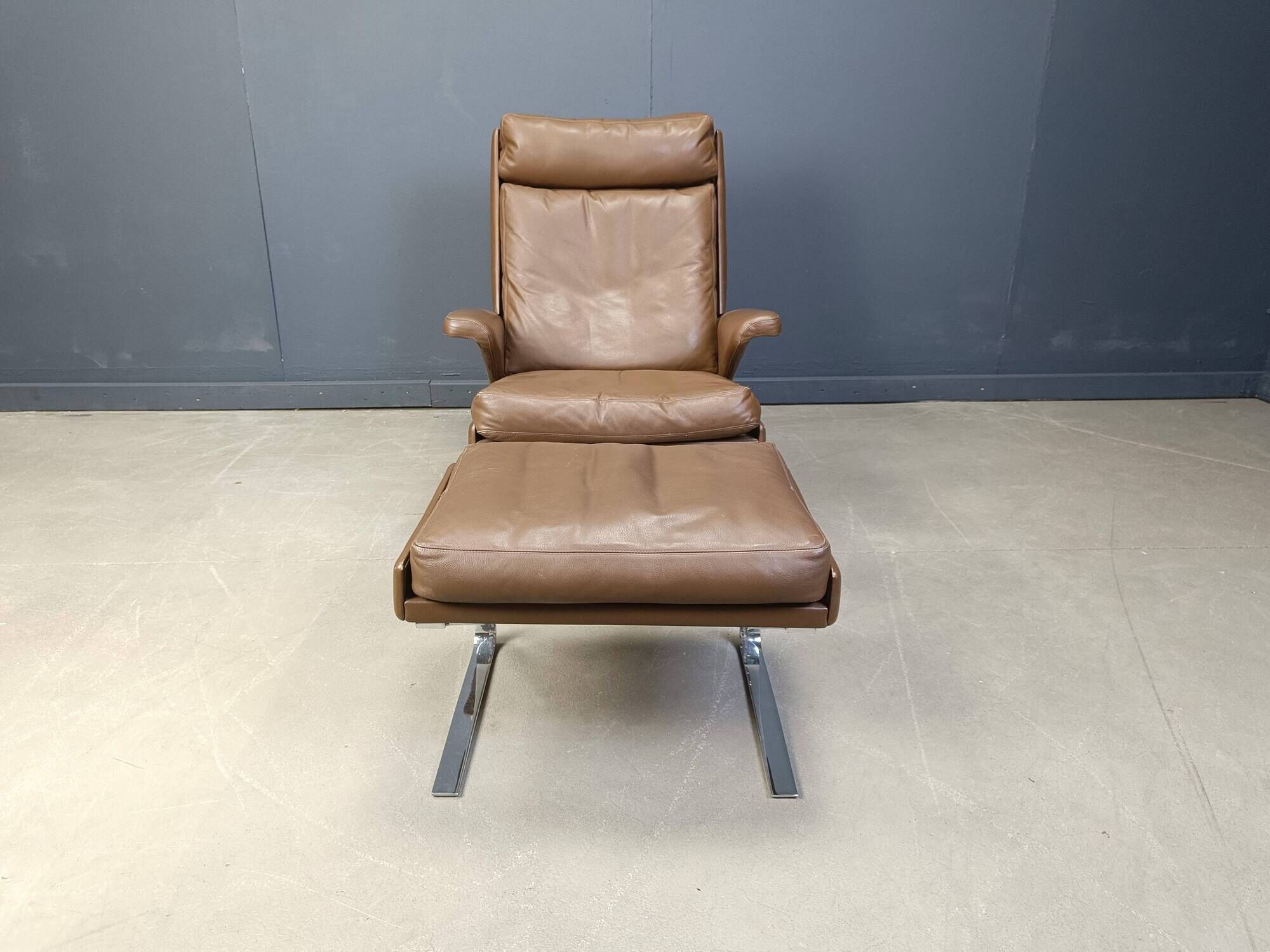 Swing Lounge Chair and Ottoman by Reinhold Adolf and Hans-Jürgen Schräpfer