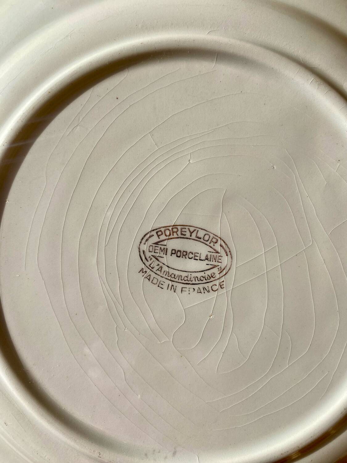 Amandinoise serving dish