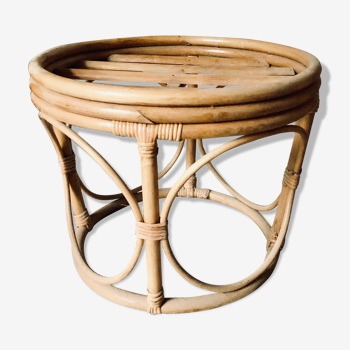 Pouf in rattan