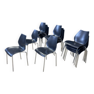 Lot de 15 chaises de salle à manger noires années 2000