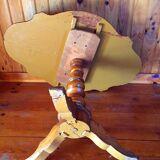 Antique furniture table 19th pedestal table oval tripod shape violin walnut solid provincial crafts