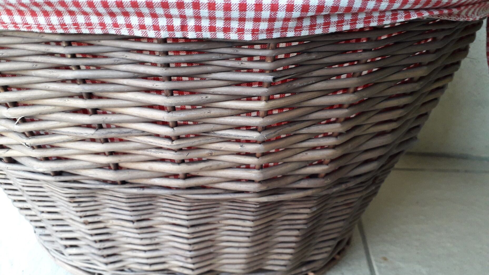 Panière à linge en osier