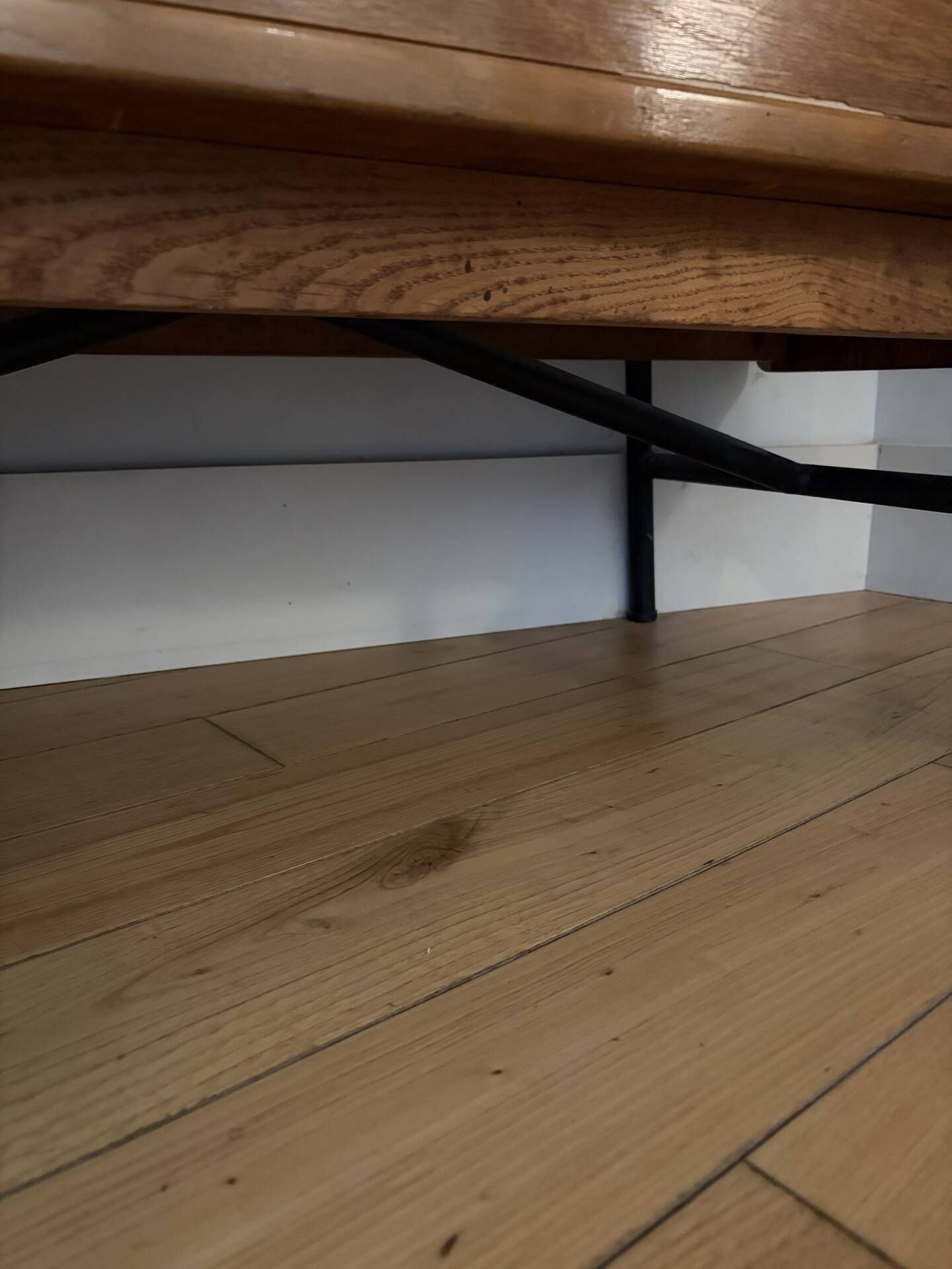 Commode vintage en bois à 8 tiroirs, esprit scandinave