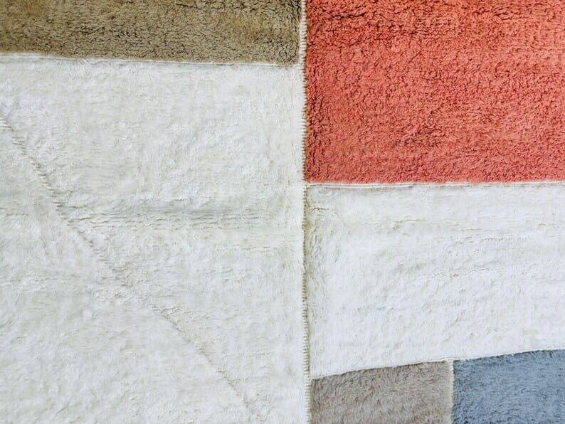 Handmade pure wool rug, traditional size 100 x 200 cm.