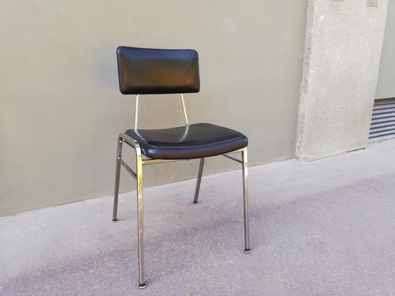 Vintage 70s office chair