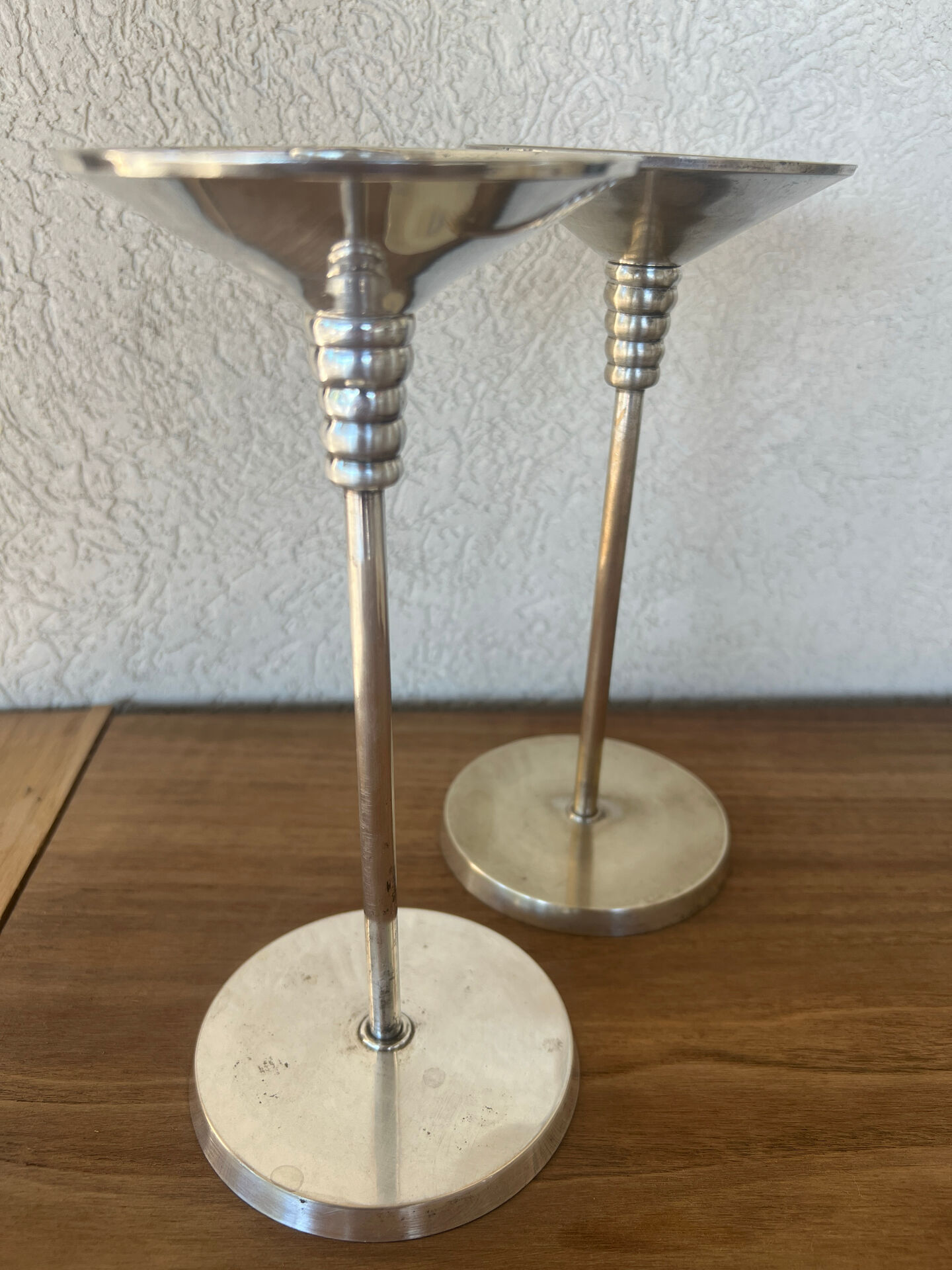 2 bougeoirs