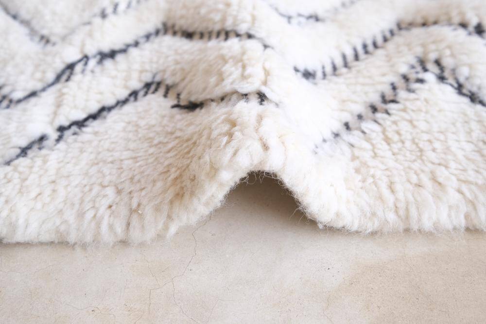 Moroccan Beni Ourain rug - 282 x 207 cm