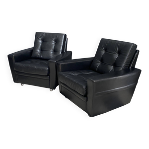 2 fauteuils en cuir noir