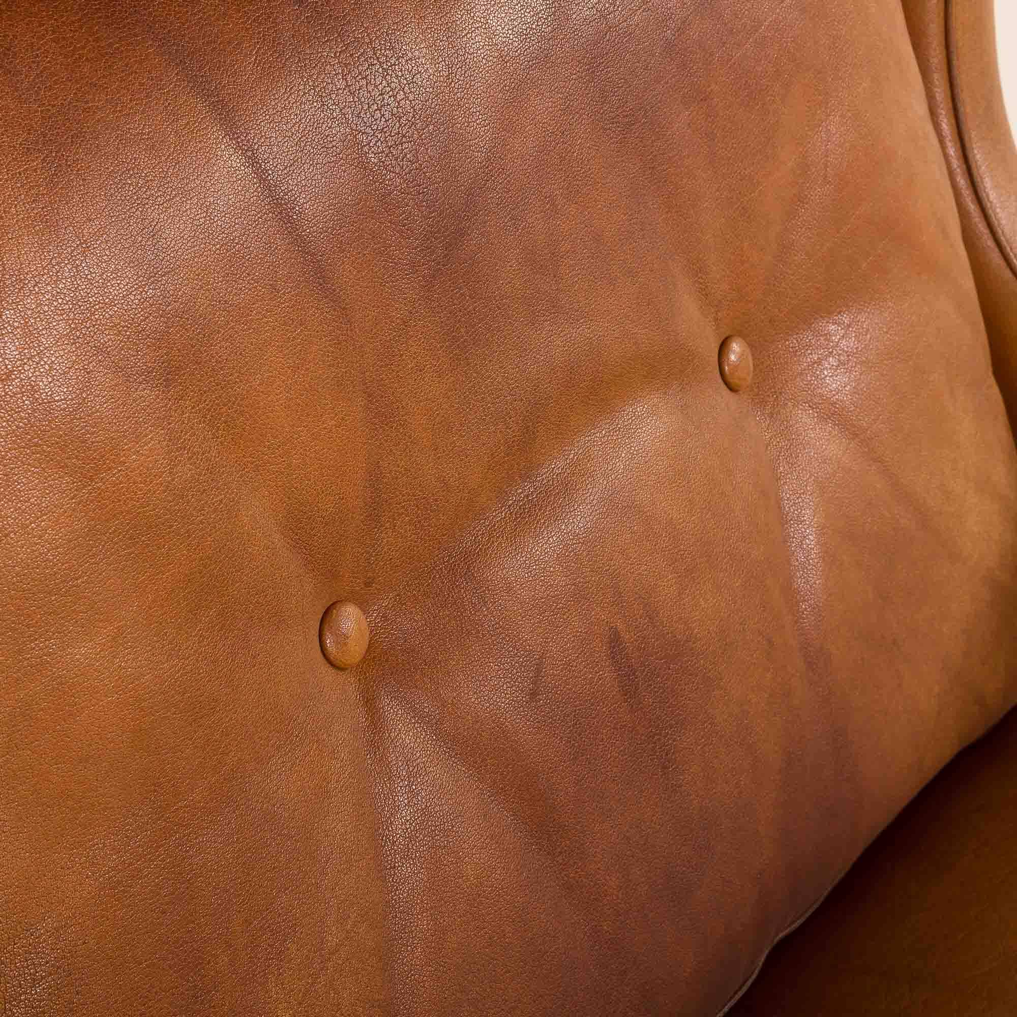 Fauteuil danois vintage en cuir de buffle, style Børge Mogensen, années 1960.