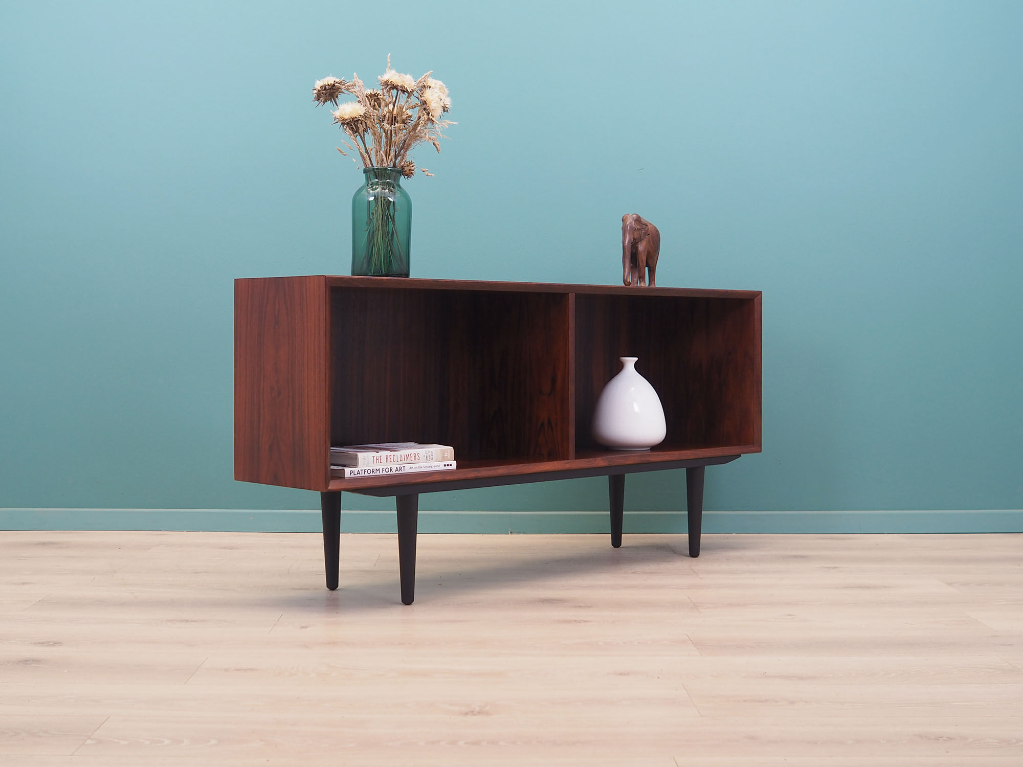 Rosewood bookcase, Danish design, 1970s, manufactured by Brouer Møbelfabrik