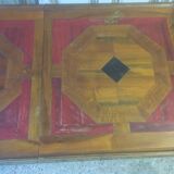 Coffee table with oak bottle and glass storage