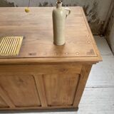 Early 20th century oak trade counter