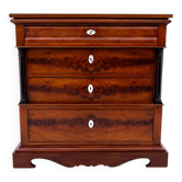 Commode ancienne en acajou à tiroirs, Scandinavie, 2e moitié du