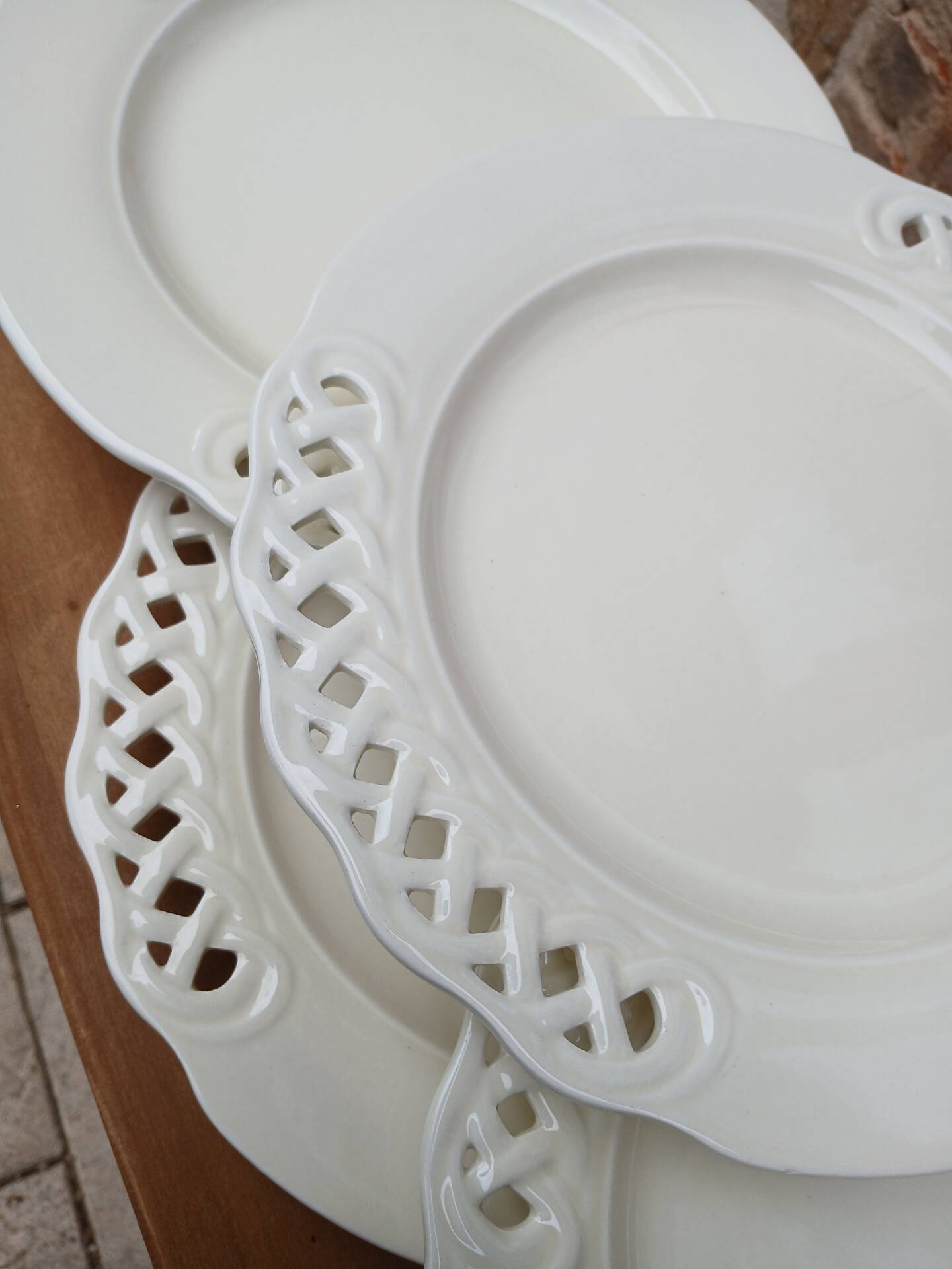 12 Italian ceramic plates