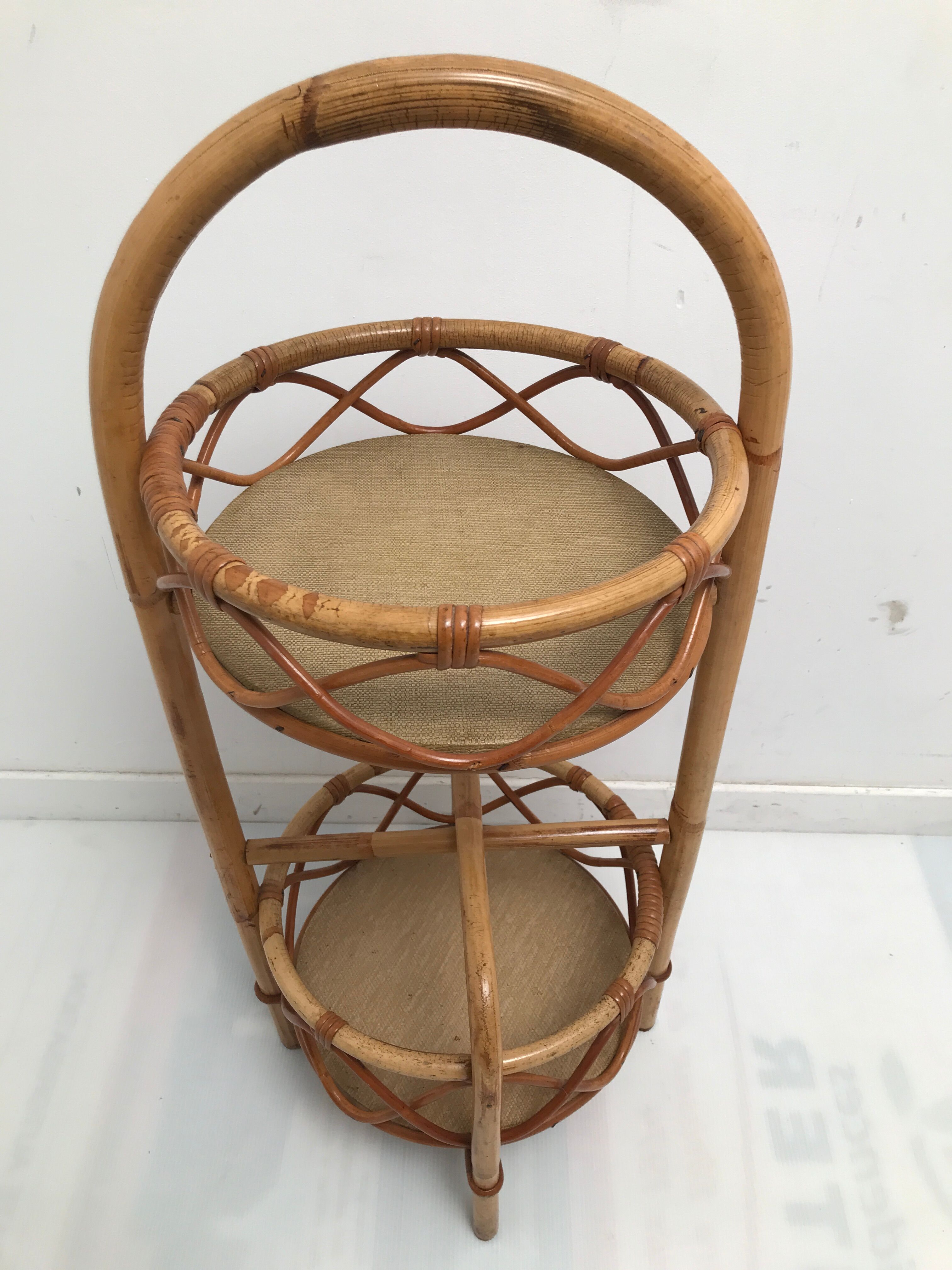Desserte bar ronde en rotin osier vintage 1960