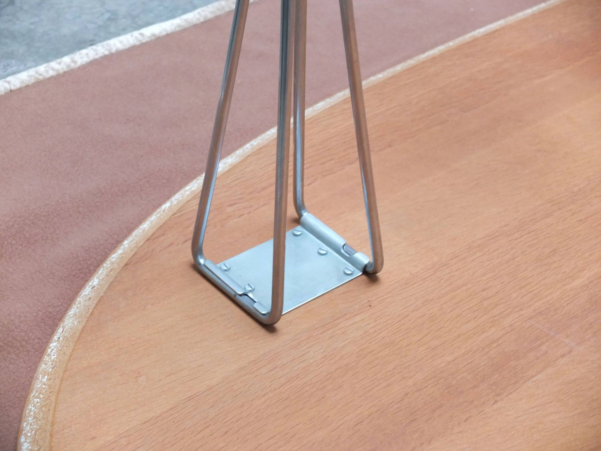 ‘Super-Elliptical’ table in oak by Piet Hein & Bruno Mathsson for Fritz Hansen, 1968