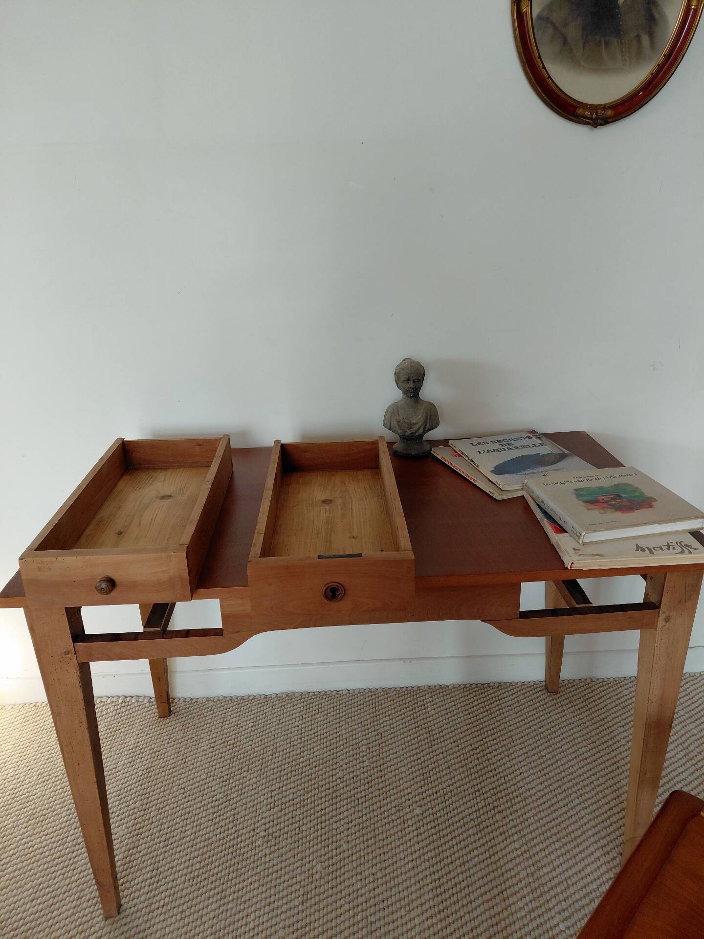 Bureau ancien à double tiroir, pieds gainés, XIXème