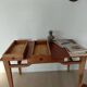 Bureau ancien à double tiroir, pieds gainés, XIXème
