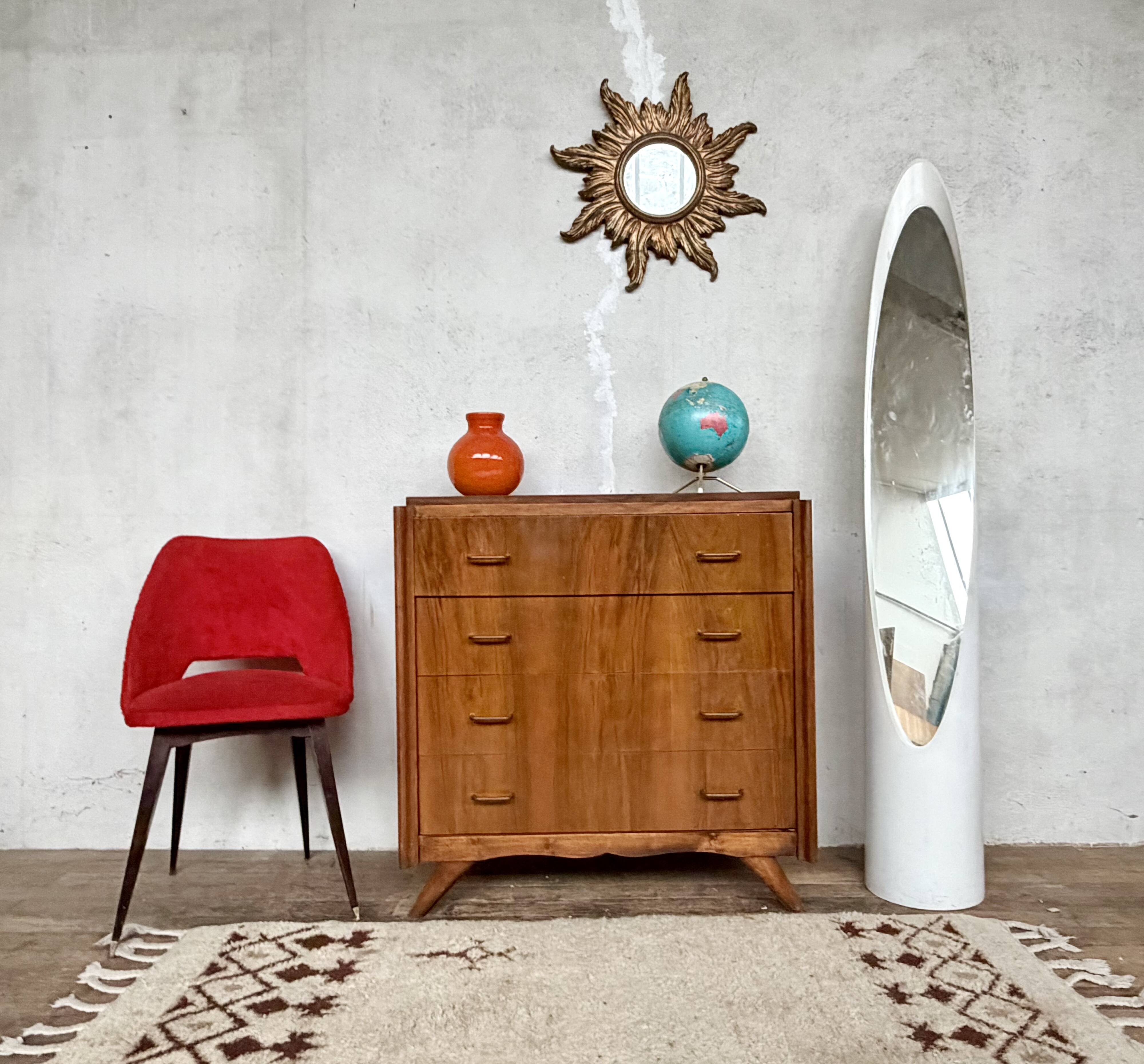 Art Deco vintage commode with tapered legs.