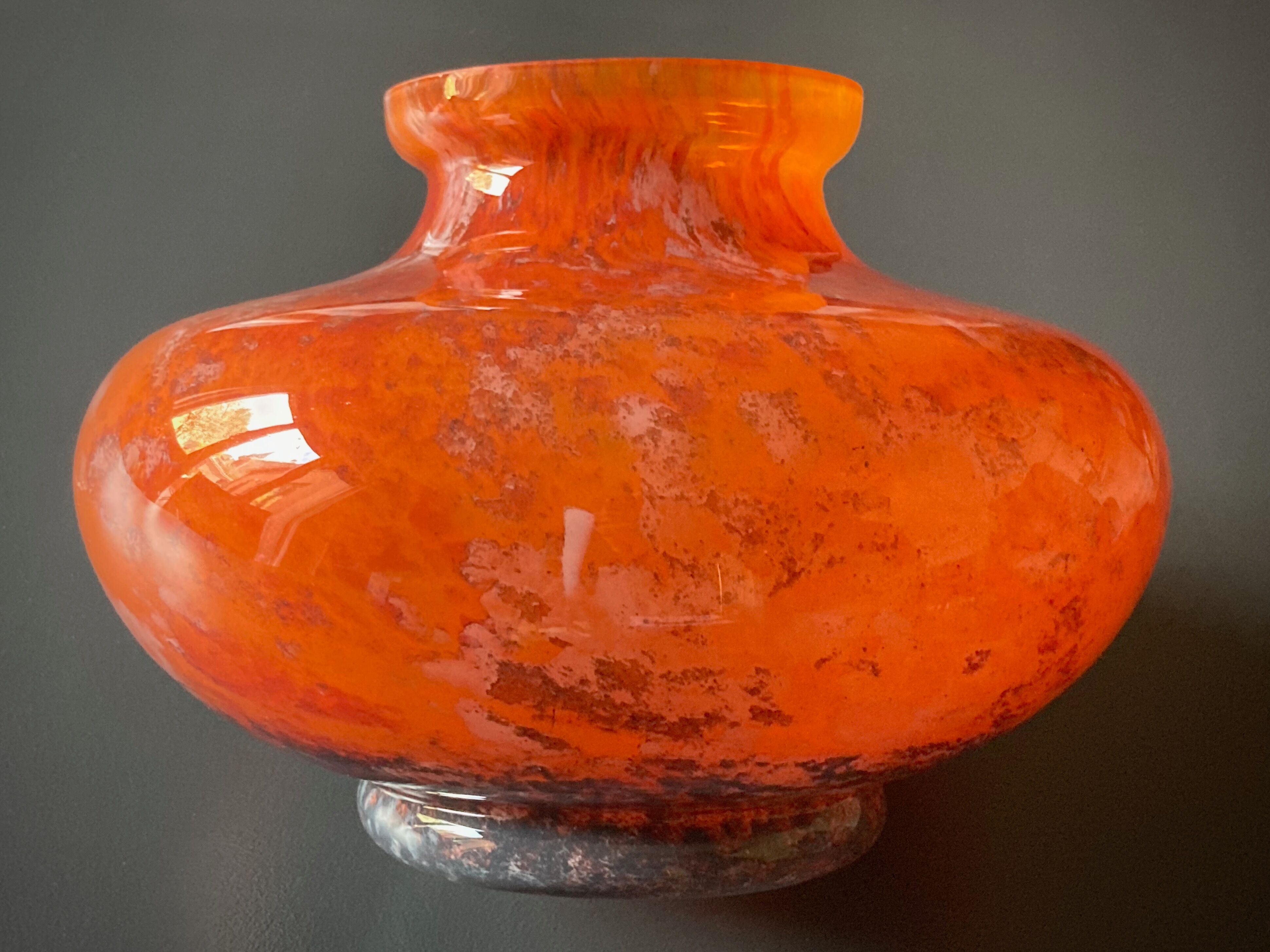 Large art-deco vase le lorrain glassware Daum Nancy 1925