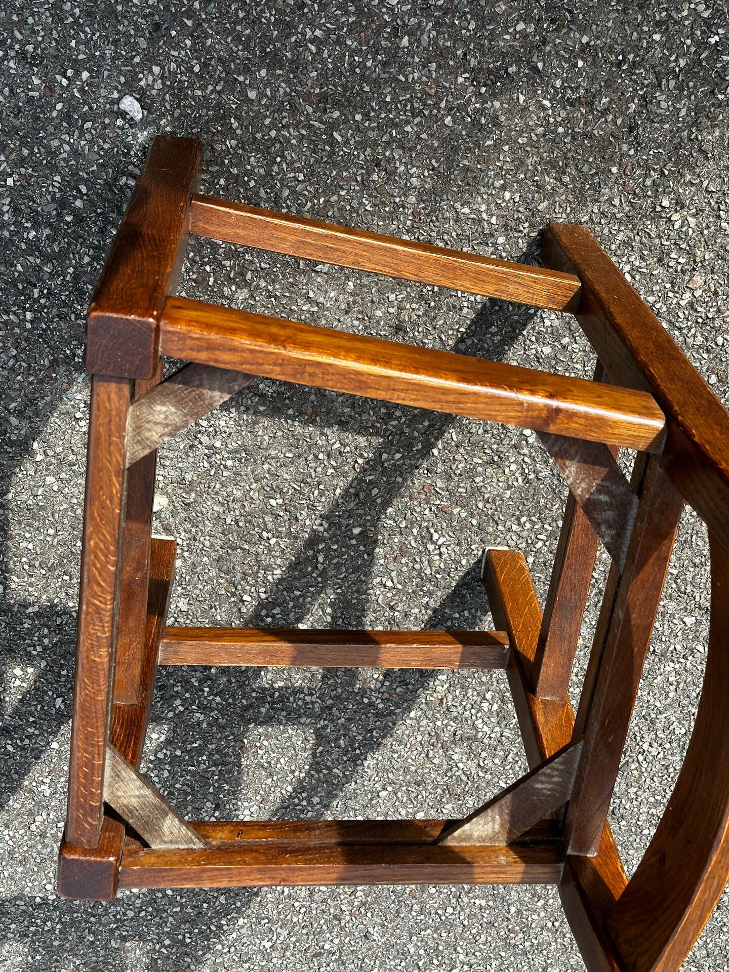 Paire de chaises en chêne et paille – années 50