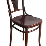 Pair of 1910's dining chairs model no.221 by Gebrüder Thonet