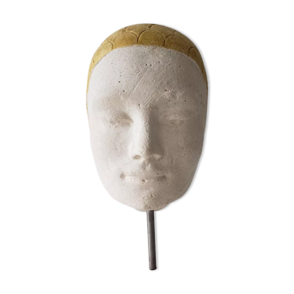 Art-Deco woman's head