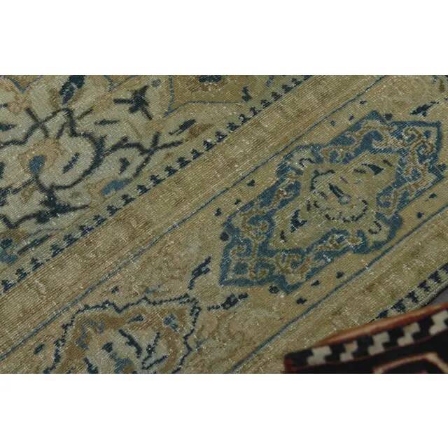 Tapis en laine persan fait à la main vintage des années 1970 276x400