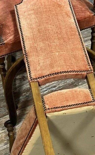 Paire de fauteuils dits "caquetoires"