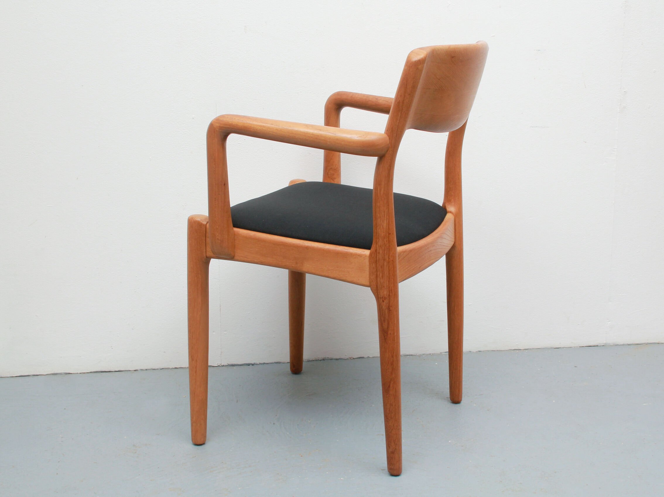 1970s armchair in oak, Juul Kristensen