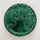Plat rond barbotine feuille d’acanthe verte vintage