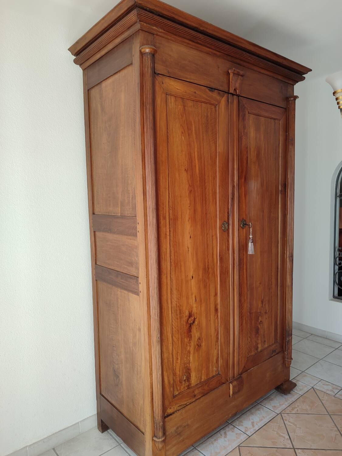 Armoire ancienne en bois