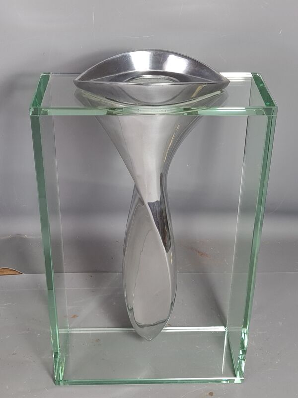 Vase fonte aluminium & verre sans défaut 34 cm De Lisa Mori