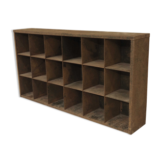 Postal sorting lockers