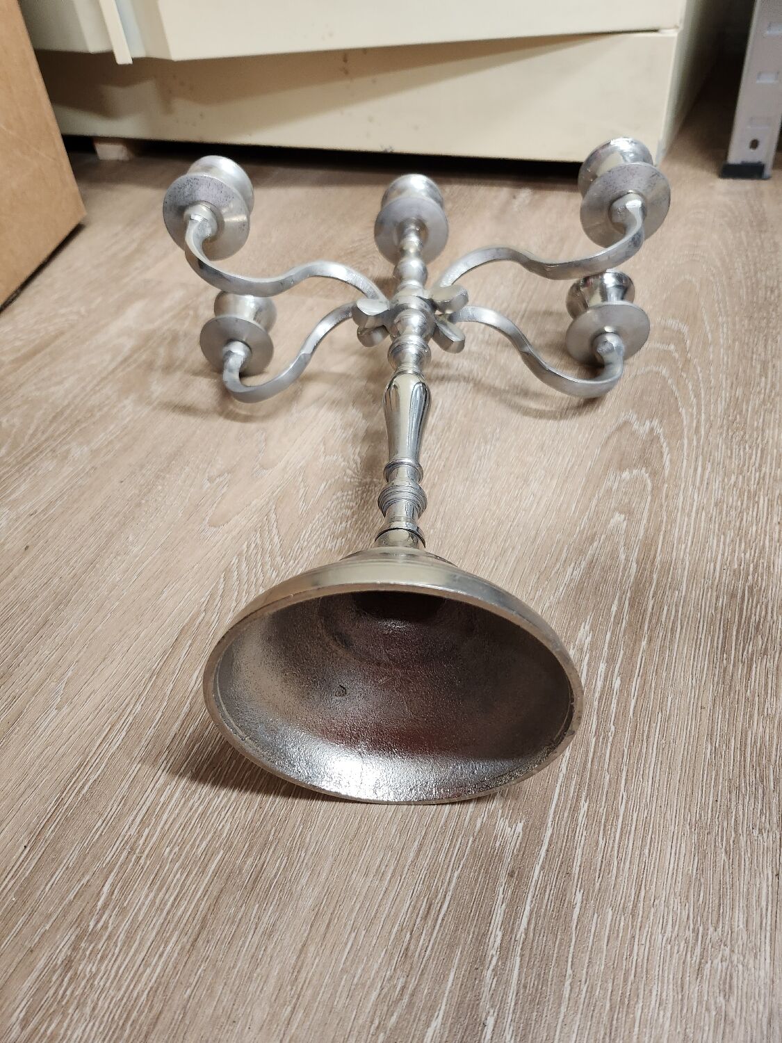 Candle holder