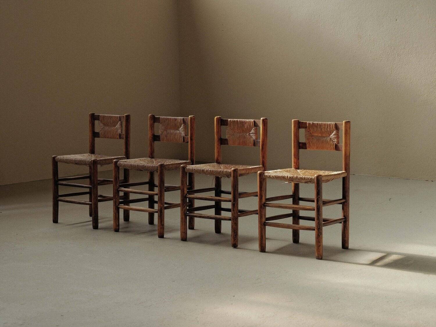Handcrafted chairs in solid pine and woven straw – France, circa 1950