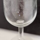 8 verres en cristal gravés