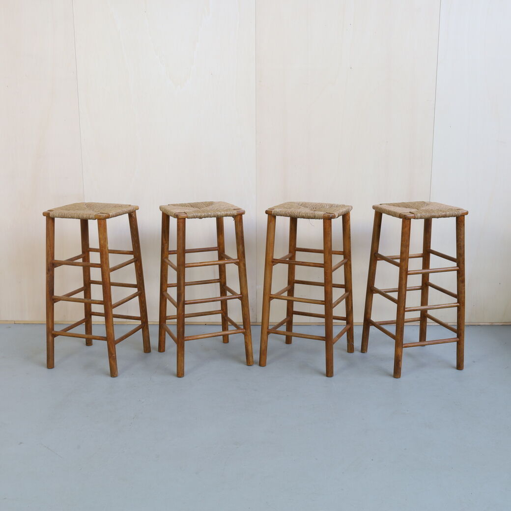 Brutalist barstools in wood and rush, 1970s, set of 4