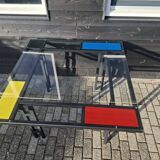 Vintage postmodern dinertable